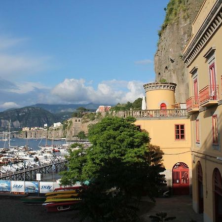 Surriento Suites Sorrento Kültér fotó